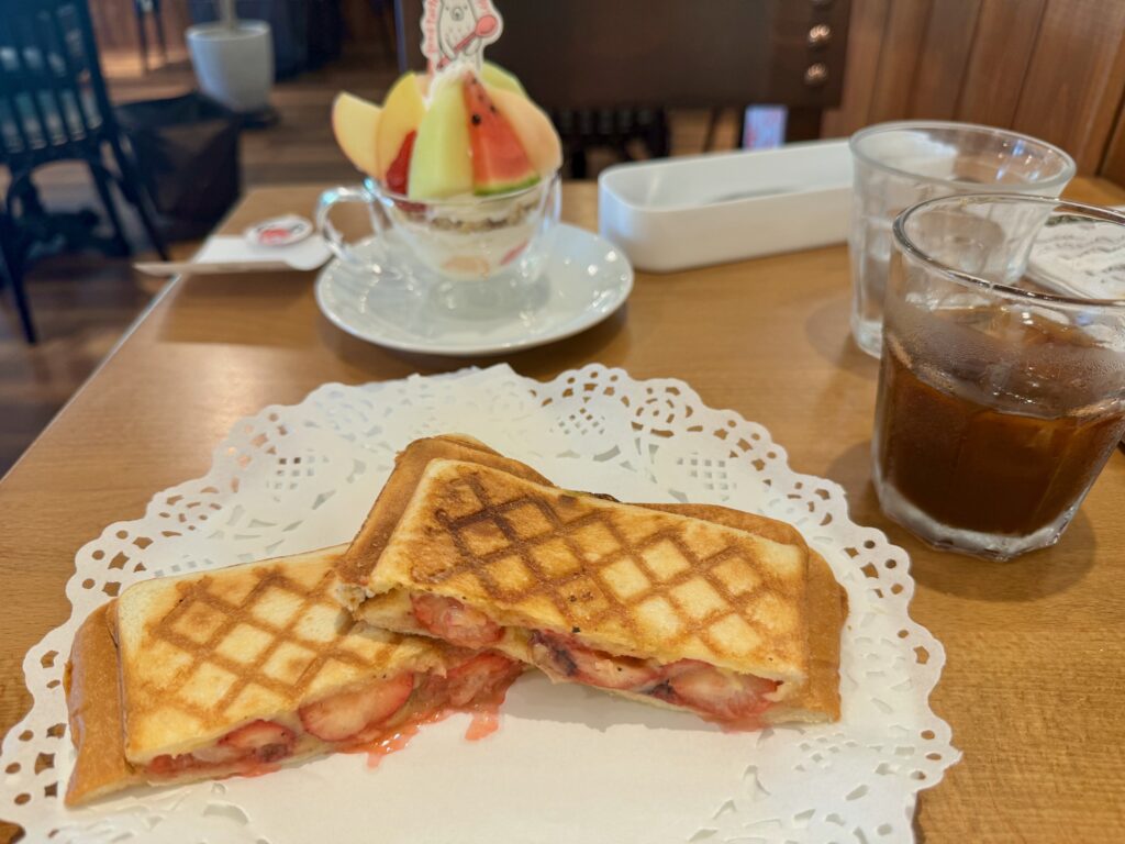 Morning Cafe in Shibuya